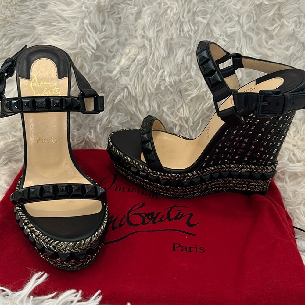 Original Christian Louboutin cataclou 140 black leather wedge sandal 6m